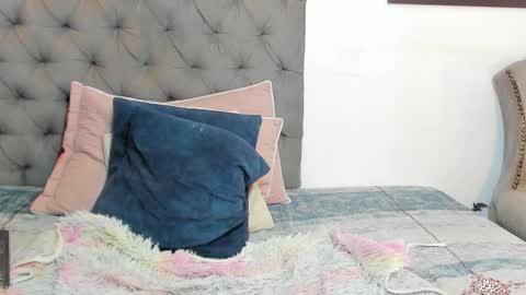 nahirobyy ebonyy online show from April 2026 06:01:01 PM