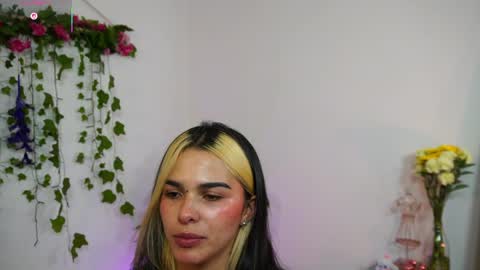 Naho  Sigueme en mis Redes Sociales Follow me on my social networks online show from April 2026 01:34:01 AM