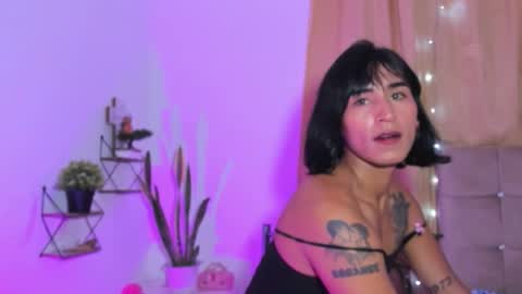  Naomi  online show from November 2025 06:18:02 PM