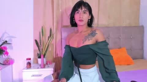  Naomi  online show from November 2025 08:52:01 PM