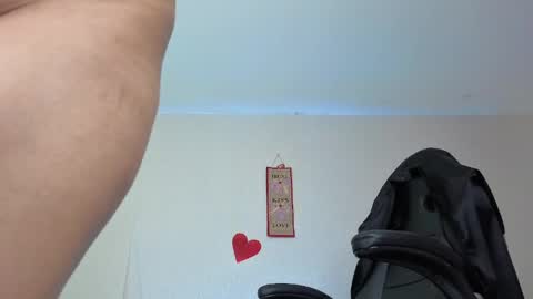 Snapshot of nahomi_blaze56eup chatting on May 2026 03:59:02 AM valeria online show from May 2026 03:59:02 AM