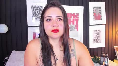 Nahomi  online show from February 2026 10:44:02 AM