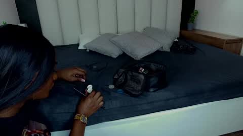  VICTORIA  online show from February 2025 07:31:02 PM