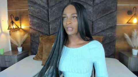  VICTORIA  online show from March 2025 07:43:02 PM