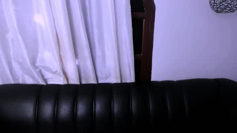 nahomy_hancook online show from January 2026 06:02:02 PM