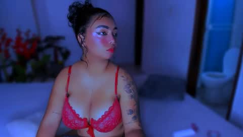 Snapshot of nahomy_ryans chatting on November 2025 05:40:01 AM Nahomy online show from November 2025 05:40:01 AM