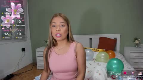 Snapshot of naia_7 chatting on October 2025 11:14:02 PM Mile online show from October 2025 11:14:02 PM