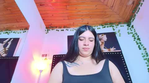 Snapshot of naia_x chatting on February 2026 08:15:01 PM Naia x online show from February 2026 08:15:01 PM