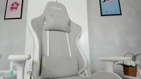 Naila online show from March 2025 10:24:01 AM