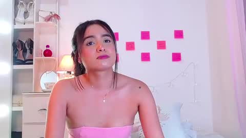 Snapshot of naissha chatting on February 2025 09:48:02 PM Naissha online show from February 2025 09:48:02 PM