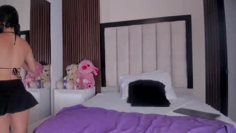 naiyi_tamara online show from November 2025 12:05:02 PM