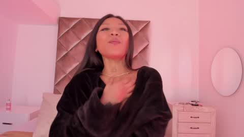 Snapshot of nakamura_san chatting on January 2025 02:07:01 PM INSTAGRAM m2221 online show from January 2025 02:07:01 PM