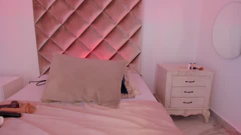 Snapshot of nakamura_san chatting on January 2025 02:43:01 PM INSTAGRAM m2221 online show from January 2025 02:43:01 PM