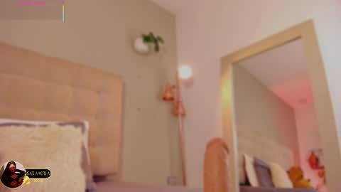 INSTAGRAM  m2221     online show from April 2026 10:05:01 AM