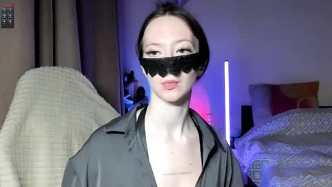 Asy no face  online show from March 2025 04:00:02 PM