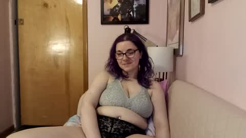 Lizzy online show from January 2025 09:13:02 AM