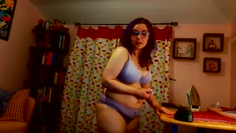 Lizzy online show from January 2025 05:51:02 AM