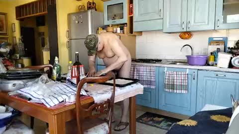 Snapshot of nakednudist72 chatting on April 2026 01:47:02 PM Naked Naturist online show from April 2026 01:47:02 PM
