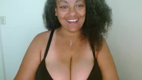 Snapshot of nala_thickk chatting on April 2026 07:11:02 PM Nala Thickk online show from April 2026 07:11:02 PM