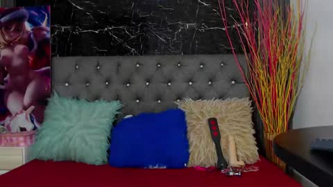 NALAROY online show from January 2025 10:26:02 AM