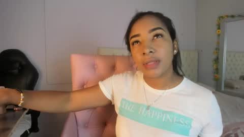 nami_sam online show from December 2024 01:00:01 PM