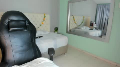 nami_sam online show from March 2025 03:18:01 PM