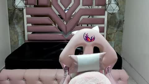 nami_usagi online show from January 2025 11:54:02 AM