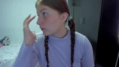 Nami online show from February 2025 01:35:02 PM