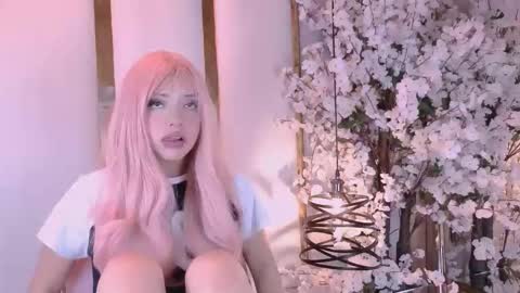     online show from February 2026 01:40:01 PM