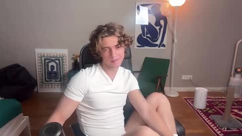 Georges online show from January 2025 07:49:01 PM