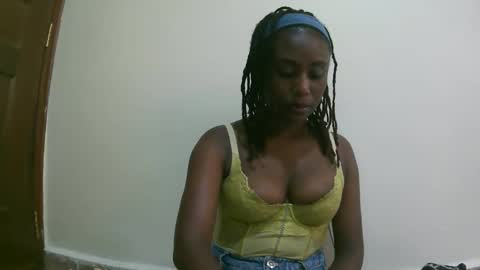 nana2095 online show from October 2025 10:38:02 AM