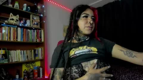 Val  online show from October 2025 03:06:02 AM