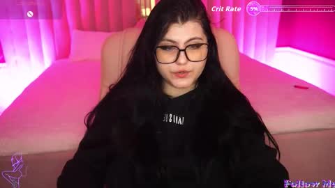 Nana online show from September 2025 08:25:02 PM