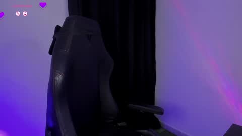            online show from January 2025 03:01:01 AM