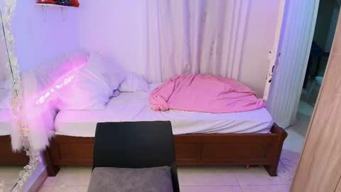 samantha online show from November 2025 12:20:01 AM