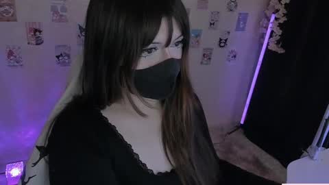 Nanamin online show from April 2026 12:01:01 AM