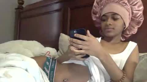 nanaonn online show from February 2026 03:22:01 PM