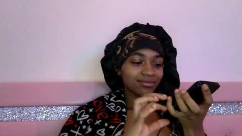 Snapshot of nanaonn chatting on June 2026 06:57:02 PM nanaonn online show from June 2026 06:57:02 PM