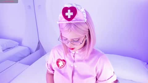 NanaOsaky online show from September 2025 11:54:01 AM