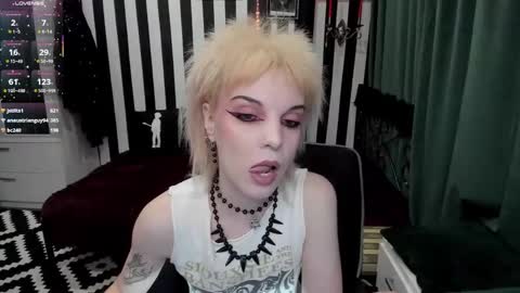 Nancy online show from October 2025 11:37:01 PM