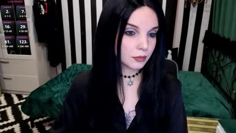 Nancy online show from November 2025 03:59:02 AM