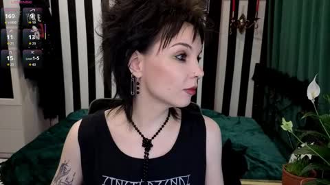 Nancy online show from November 2025 03:31:01 AM