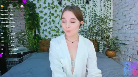 Luna online show from March 2025 09:11:01 AM