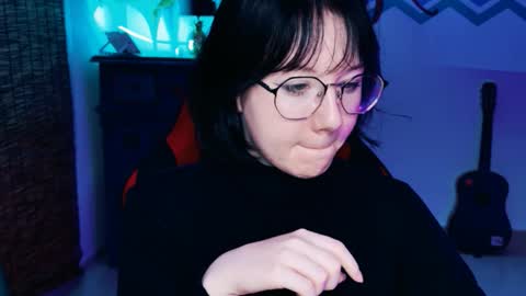 nancymartinez online show from September 2025 01:02:01 PM