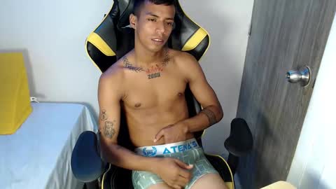 nando_col online show from October 2025 06:31:02 PM