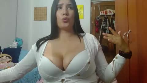 naomi_d online show from February 2025 12:27:02 AM