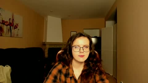 Snapshot of naomi_di chatting on June 2026 07:09:01 PM naomi_di online show from June 2026 07:09:01 PM