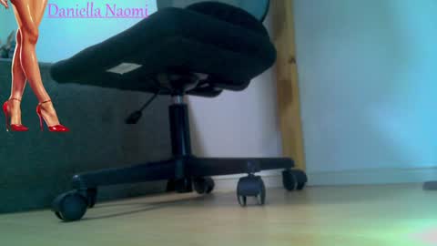 Snapshot of naomi_sexy2021 chatting on December 2024 09:32:02 AM Daniella Naomi online show from December 2024 09:32:02 AM