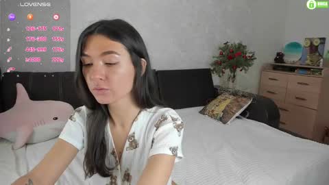 Naomi online show from December 2024 04:17:01 PM