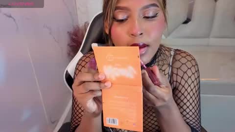 Naomi  online show from May 2026 12:33:01 PM
